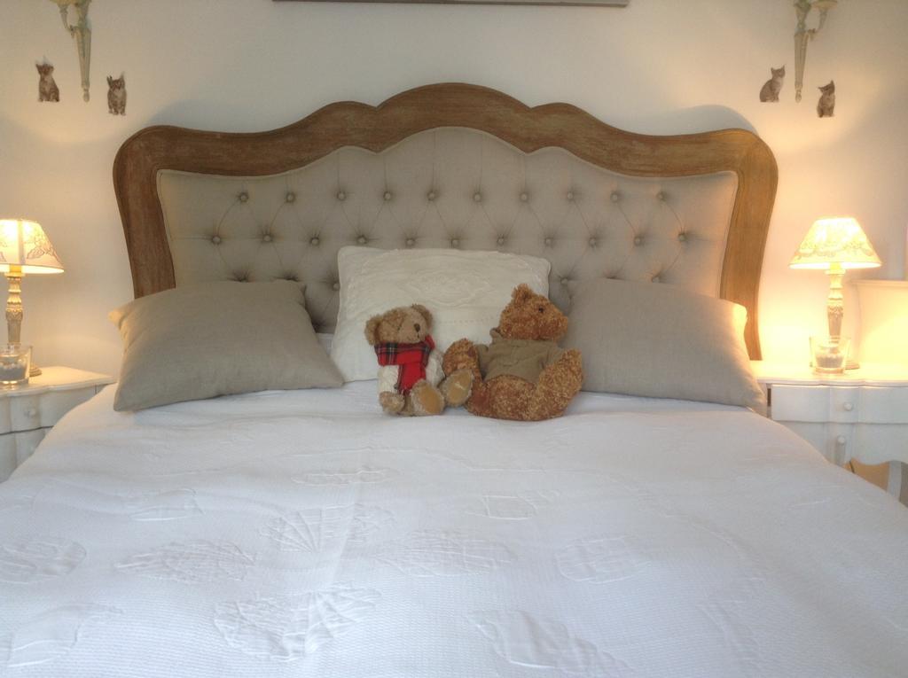 Lamaison Du Phare Honfleur Chambres D'Hotes Et Jacuzzi Prive Room photo