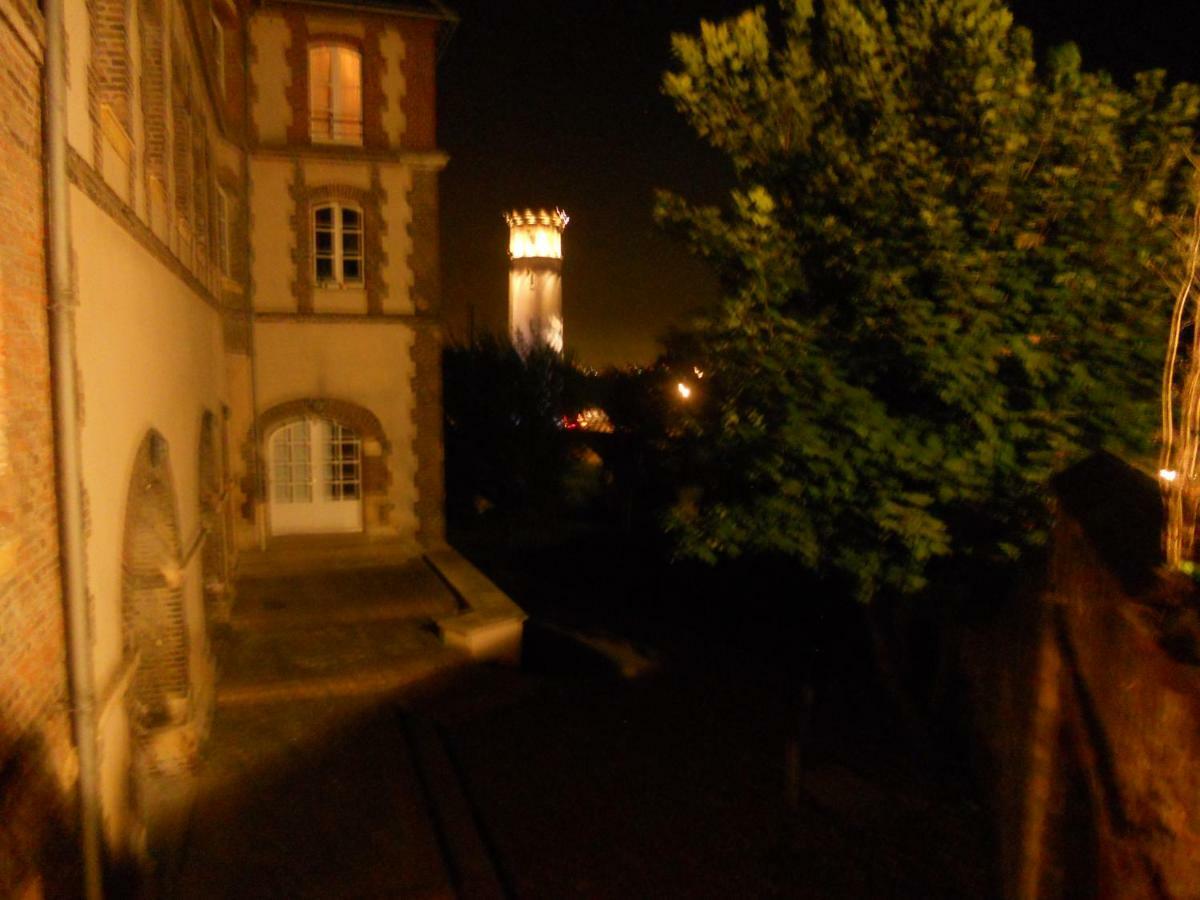 Lamaison Du Phare Honfleur Chambres D'Hotes Et Jacuzzi Prive Exterior photo